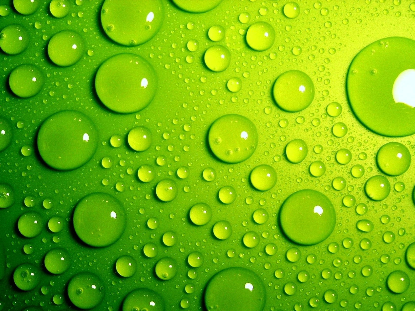 Wallpaper 4k Green Bubbles Wallpaper