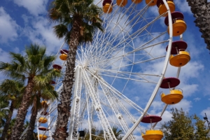 ferris wheel amusement palm trees 4k 1538064837 300x200 - ferris wheel, amusement, palm trees 4k - palm trees, ferris wheel, amusement