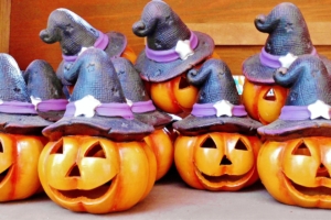 halloween pumpkin hat 4k 1538344853 300x200 - halloween, pumpkin, hat 4k - pumpkin, hat, halloween