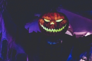 halloween pumpkin mask holiday 4k 1538344608 300x200 - halloween, pumpkin, mask, holiday 4k - pumpkin, Mask, halloween