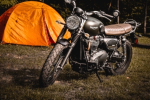 motorcycle tent grass 4k 1536018850 300x200 - motorcycle, tent, grass 4k - tent, Motorcycle, Grass