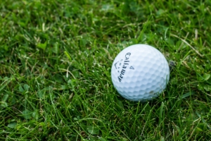 golf ball grass 4k 1540061257 300x200 - golf, ball, grass 4k - Grass, golf, Ball