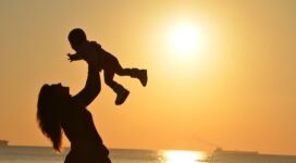 mother child silhouettes motherhood family sunset horizon 4k 1540574721 272x150 - mother, child, silhouettes, motherhood, family, sunset, horizon 4k - silhouettes, Mother, child
