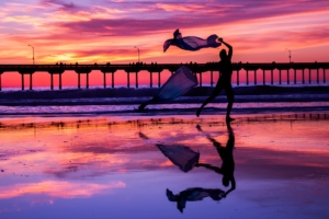 silhouette dance sea pier sunset 4k 1540574606 300x200 - silhouette, dance, sea, pier, sunset 4k - Silhouette, Sea, Dance