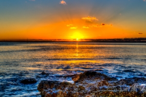 sunset horizon sea surf hawaii ocean 4k 1540145424 300x200 - sunset, horizon, sea, surf, hawaii, ocean 4k - sunset, Sea, Horizon