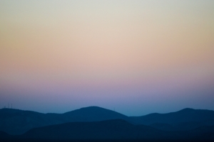 mountains sky horizon sunset 4k 1541114080 300x200 - mountains, sky, horizon, sunset 4k - Sky, Mountains, Horizon