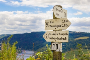 signs germany pole directions mountains 4k 1541115885 300x200 - signs, germany, pole, directions, mountains 4k - signs, pole, Germany