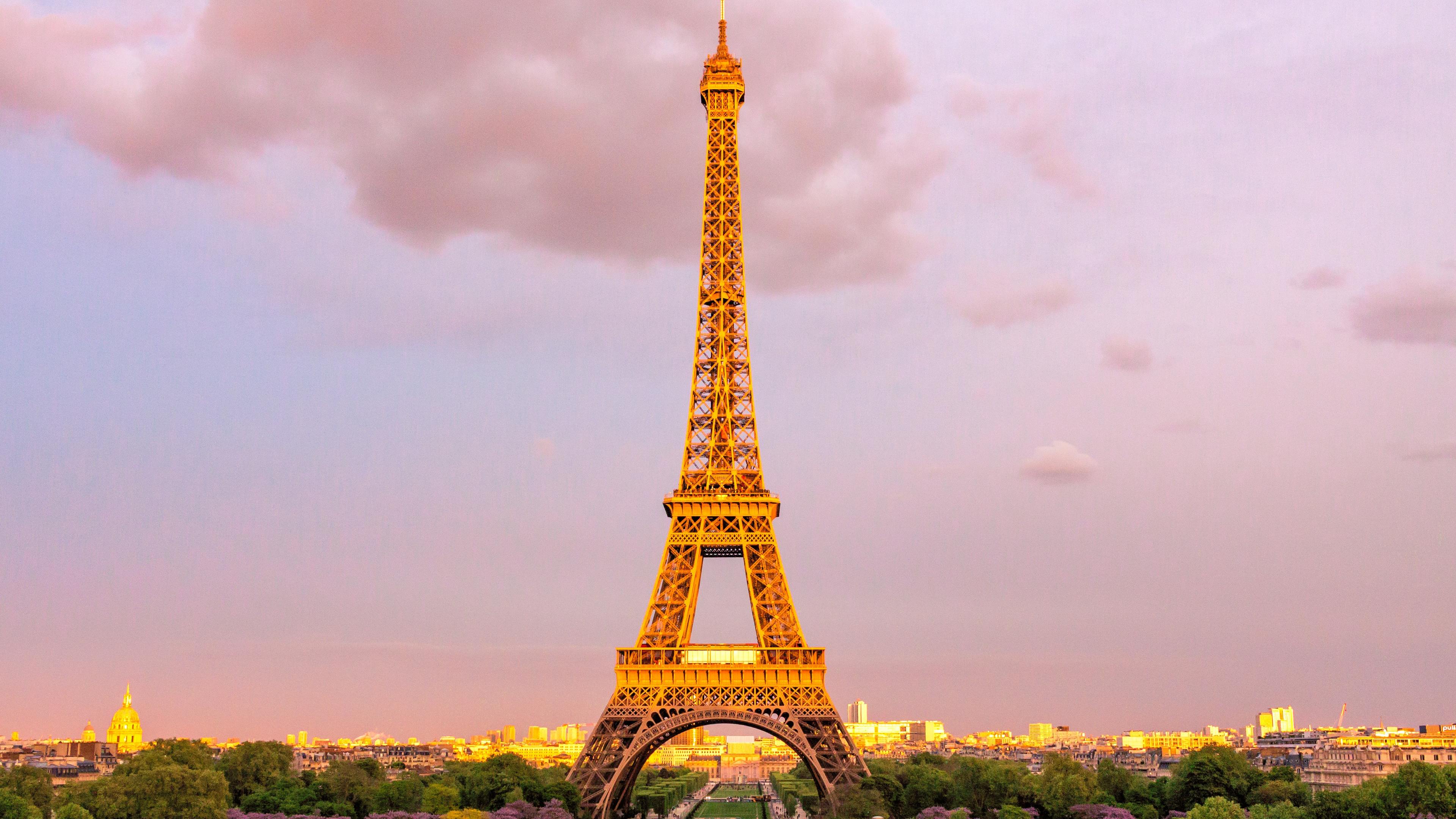 eiffel tower in paris 1546277765 - Eiffel Tower In Paris - world wallpapers, paris wallpapers, hd-wallpapers, france wallpapers, eiffel tower wallpapers, 5k wallpapers, 4k-wallpapers