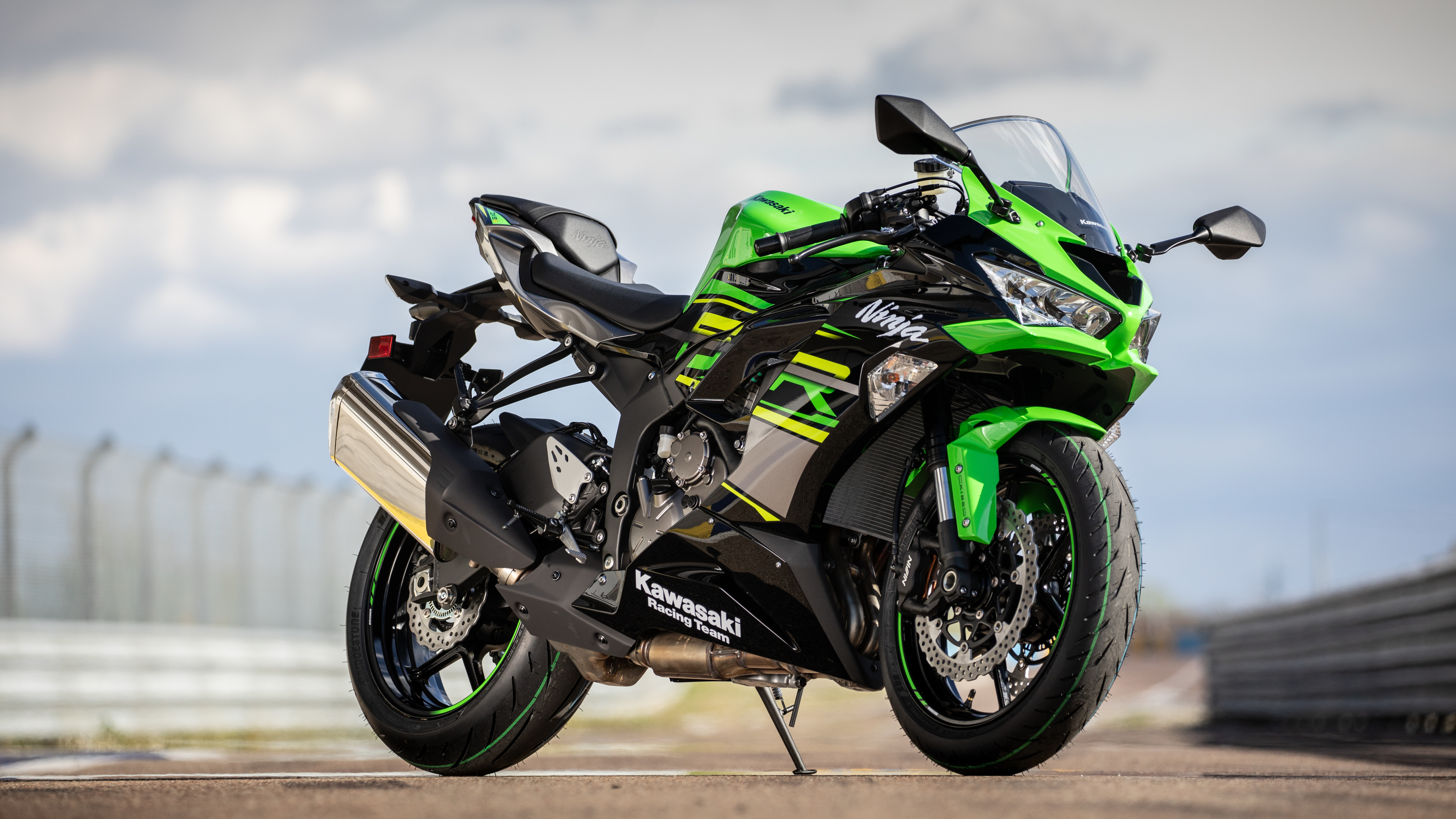 Kawasaki Ninja 300 iPhone Wallpapers Top 25 Best Kawasaki Ninja 300 iPhone  Wallpapers  Getty Wallpapers