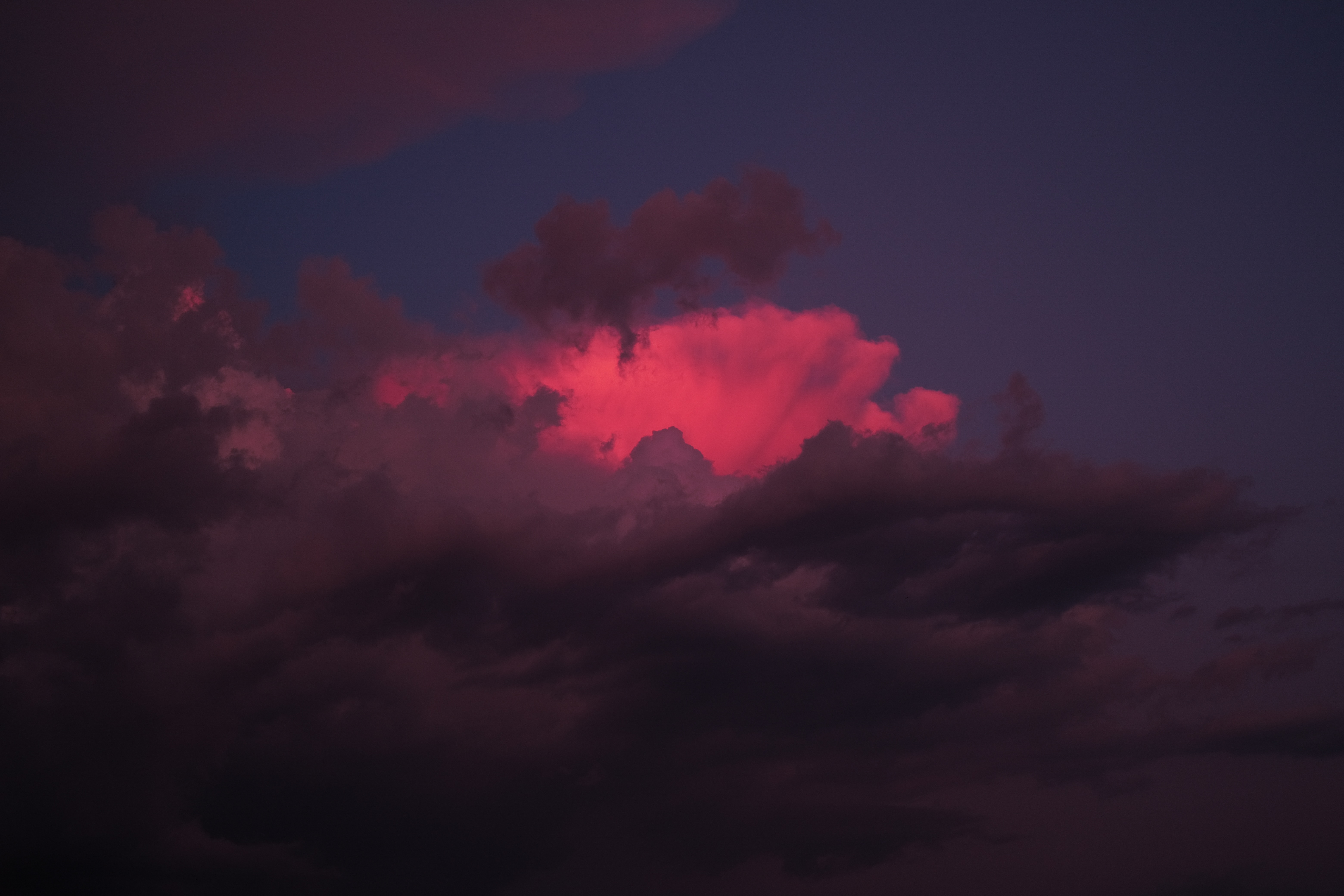 Wallpaper 4k sunset horizon red clouds dark 4k Wallpaper