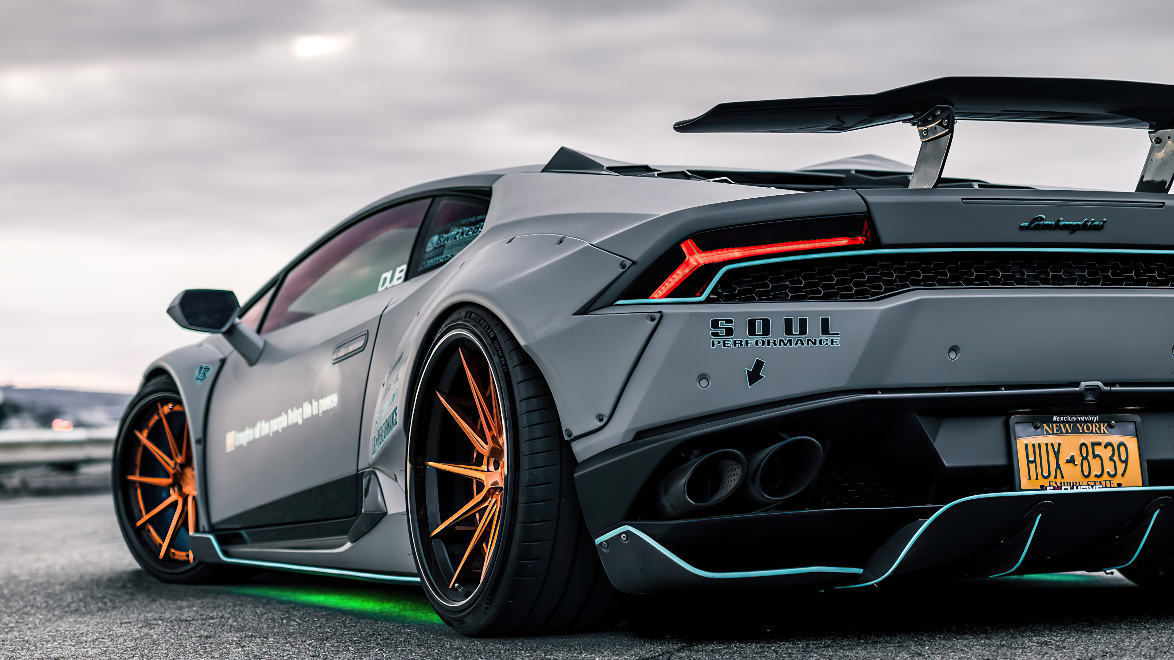 Lamborghini Huracan Widebody Wallpaper