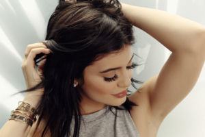 kylie jenner arms up adjusting hairs 4k 1629936619 300x200 - Kylie Jenner Arms Up Adjusting Hairs 4k - Kylie Jenner Arms Up Adjusting Hairs wallpapers, Kylie Jenner Arms Up Adjusting Hairs 4k wallpapers