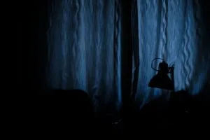 darkness curtains window 4k 1692100644