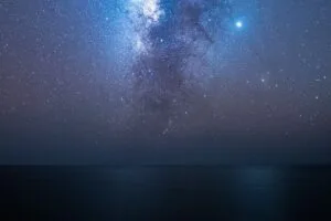 stars milky way night sea 4k walpaper 1692028755